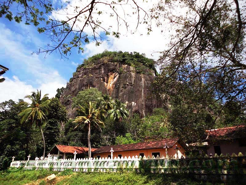 Mulgirigala Temple - image 1